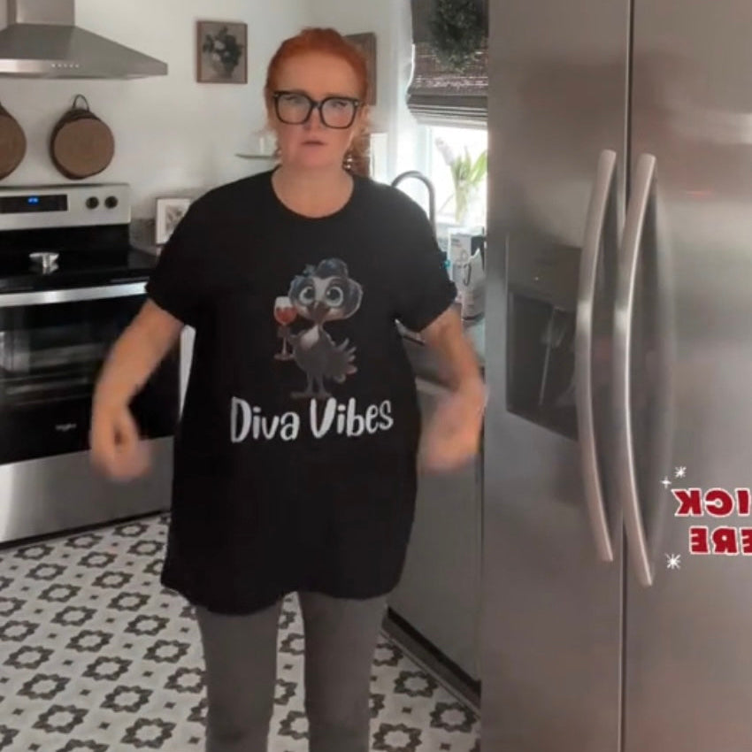 Diva Vibes tshirt Tshirt Rose's Colored Designs   