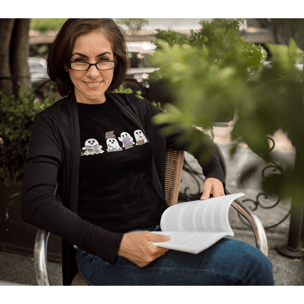 Boo - k Lover Tee - Rose's Colored Designs